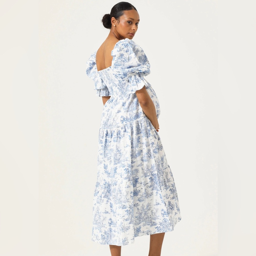 Nothing Fits But Kiko Dress in blue & white. Size S/M.